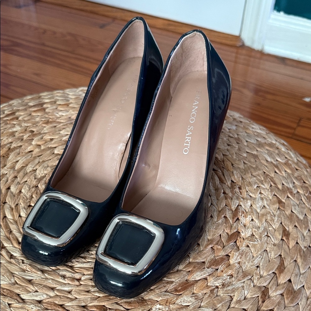 Franco Sarto Navy Blue Patent Leather Pumps